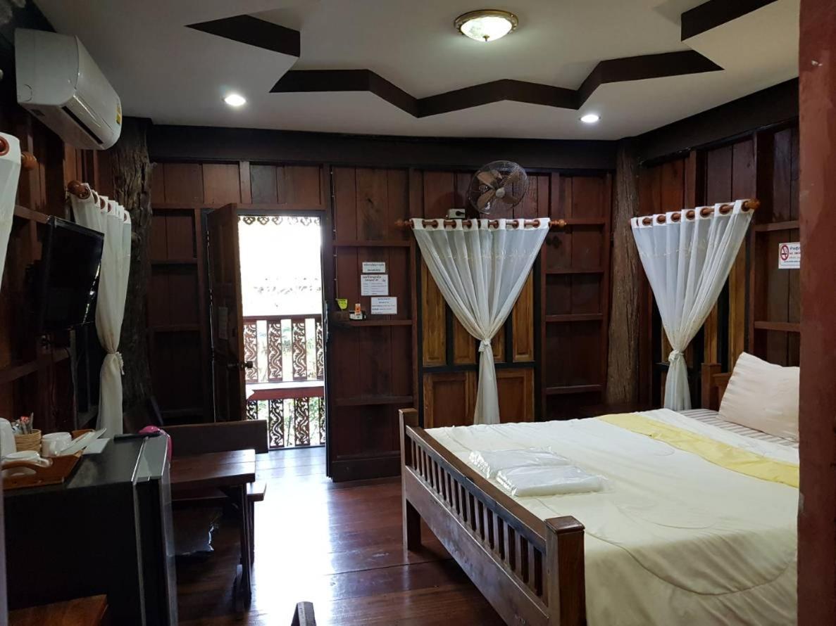 Khum Mai Ngam Hotel Aranyaprathet Ngoại thất bức ảnh